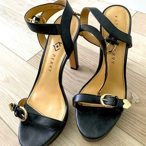 Black shoes size 7.5 like new